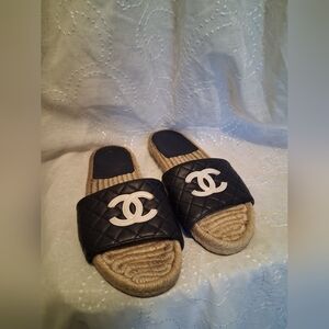 CHANEL Navy And White Quilted Slides